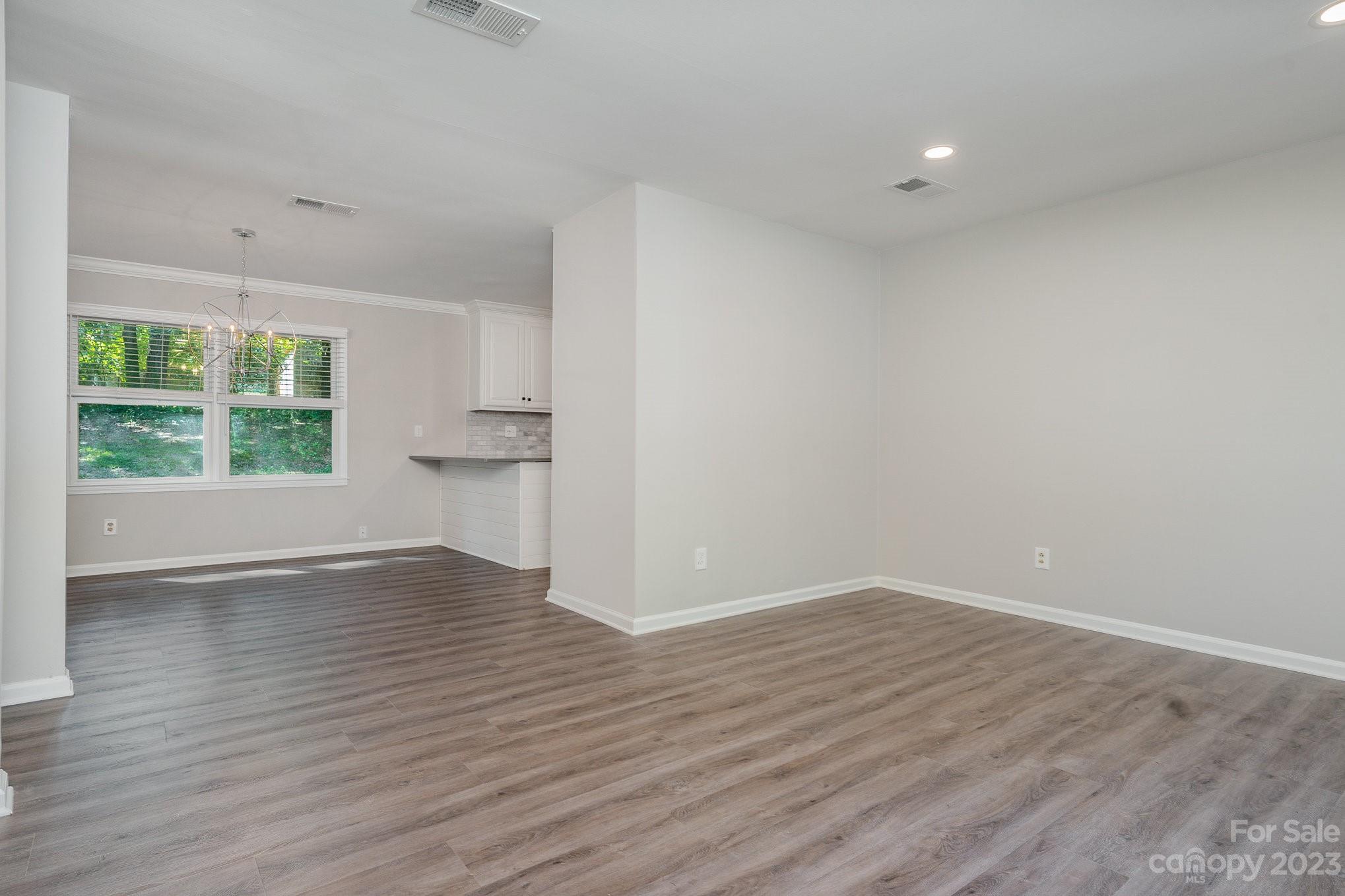 213 Clearbrook Road Matthews, NC 28105 - Photo 13 of 23 Gallery Image 13