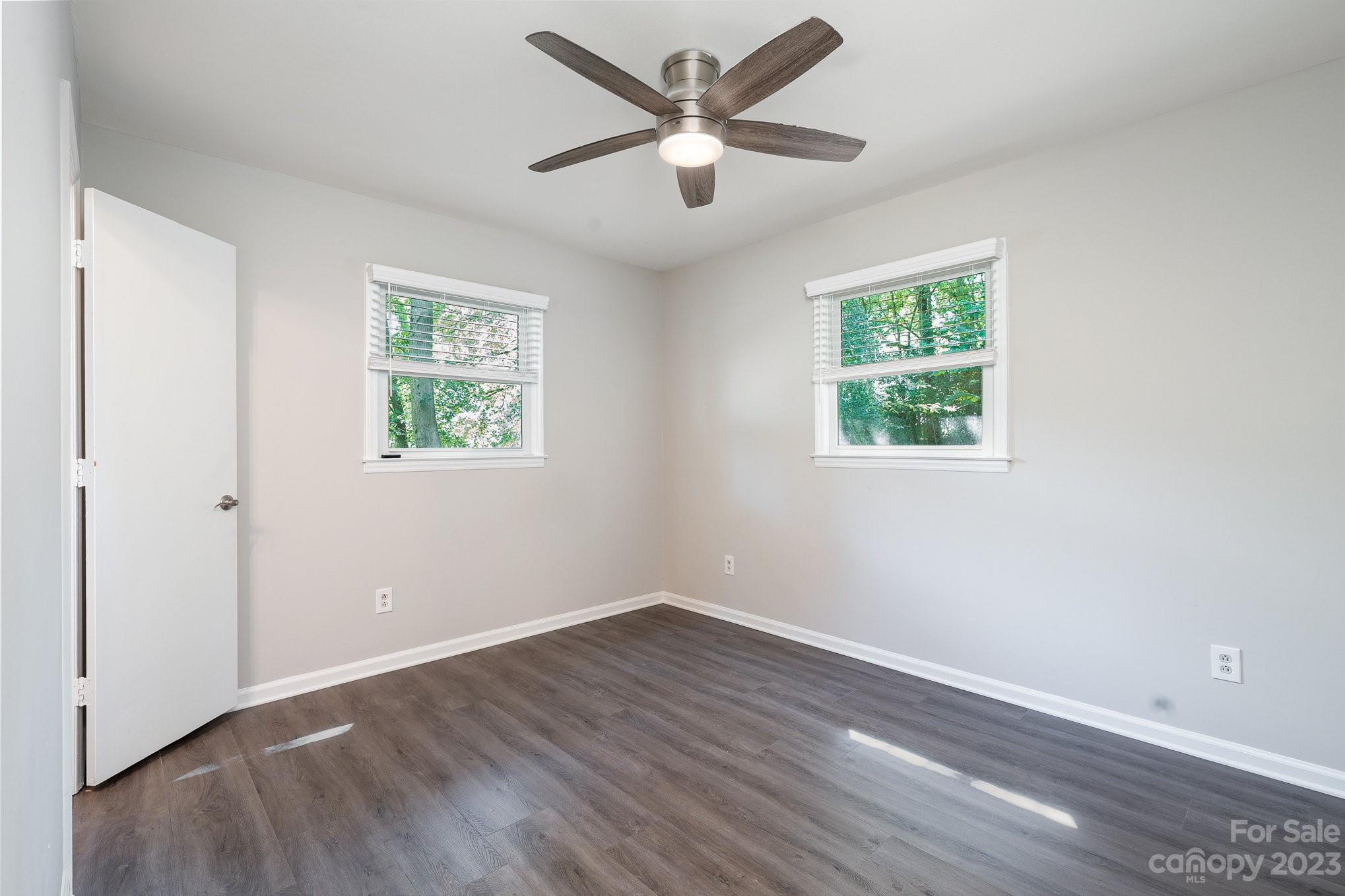 213 Clearbrook Road Matthews, NC 28105 - Photo 14 of 23 Gallery Image 14