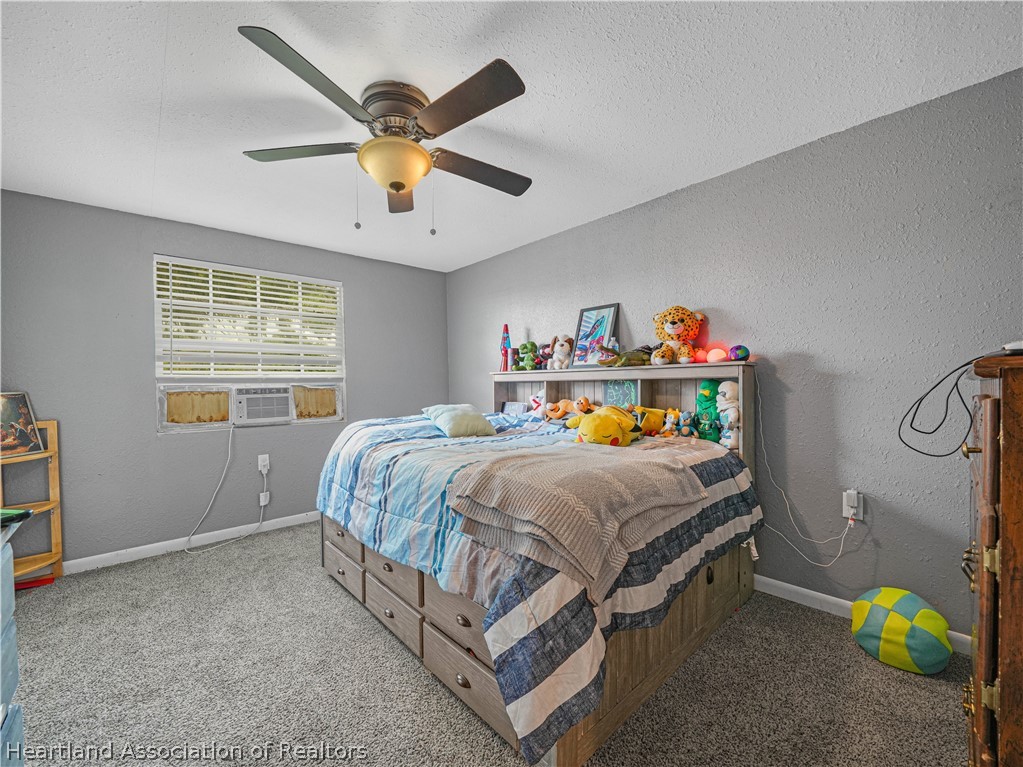 702 Lake Branch Road Bowling Green, FL 33834 - Photo 18 of 33