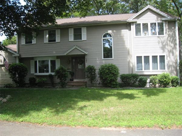 11 Priscilla Road Lynnfield, MA 01940 - Photo 1 of 1 Gallery Image 1