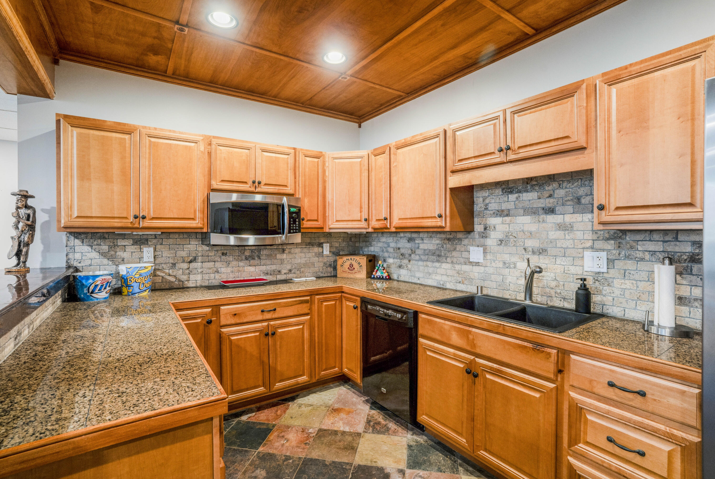 W289N3752 Huntsman Court Delafield, WI 53072 - Photo 58 of 88 Lower level