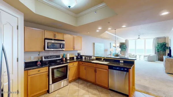 $318,900 | 1200 Beach Drive, Unit 903, Gulfport, MS 39507