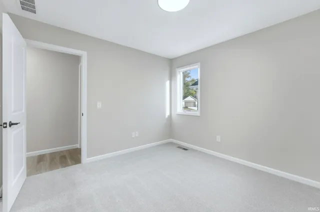 $379,900 | 1027 Midnight Chase Grove, Fort Wayne, IN 46845