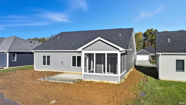 $379,900 | 1027 Midnight Chase Grove, Fort Wayne, IN 46845