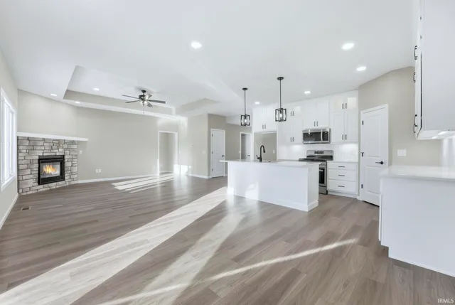 $379,900 | 1027 Midnight Chase Grove, Fort Wayne, IN 46845