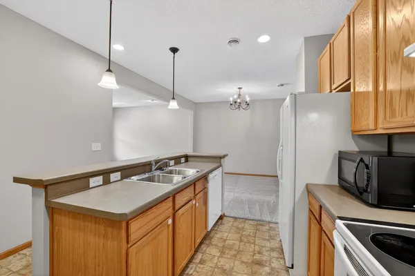 $262,500 | 290 Emory Lane Southeast, Rochester, MN 55904