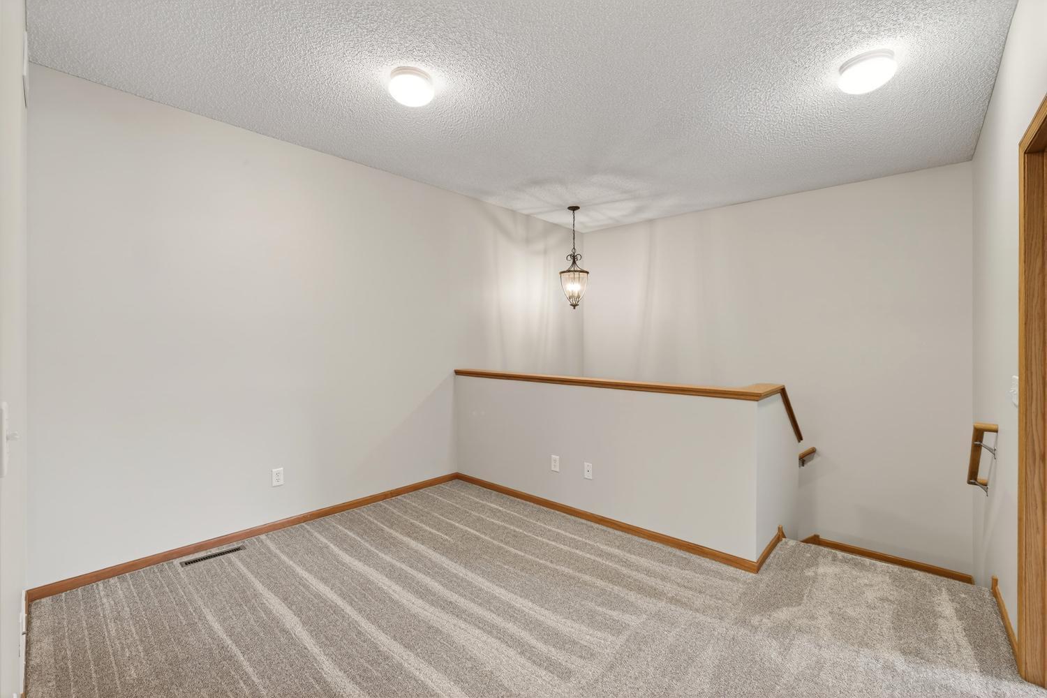 290 Emory Lane Southeast Rochester, MN 55904 - Photo 18 of 31