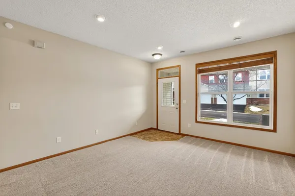 $262,500 | 290 Emory Lane Southeast, Rochester, MN 55904