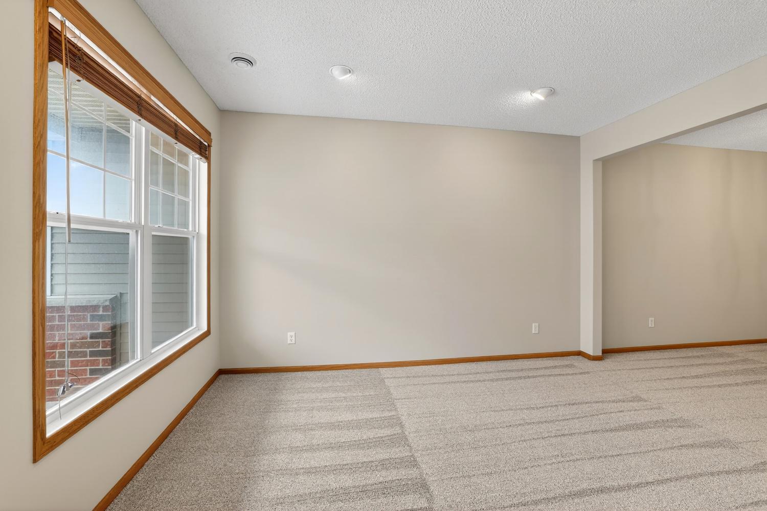 290 Emory Lane Southeast Rochester, MN 55904 - Photo 6 of 32