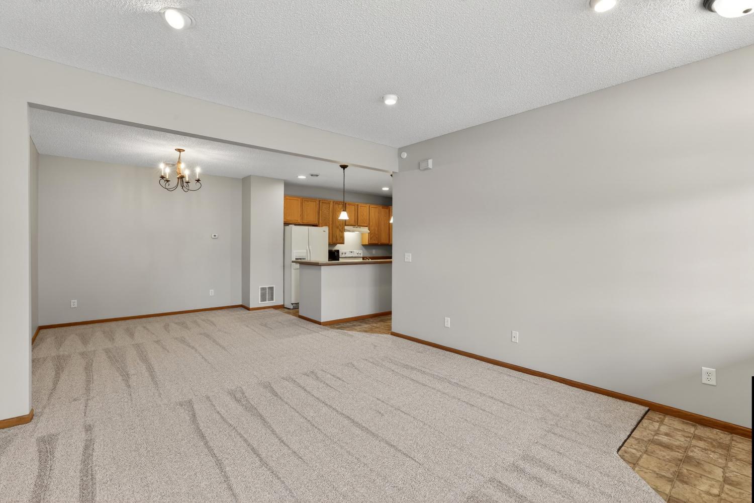 290 Emory Lane Southeast Rochester, MN 55904 - Photo 8 of 32
