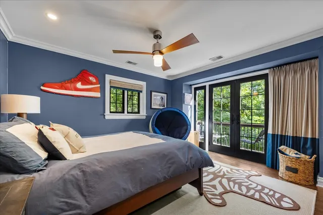 a view of entryway livingroom and hall