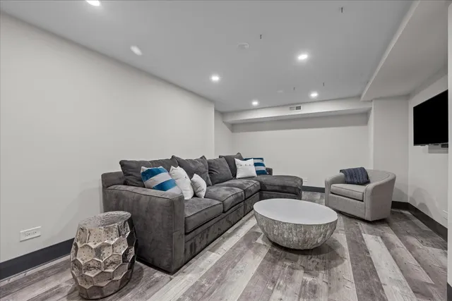 $7,495,000 | 117 Belle Avenue, Highland Park, IL 60035