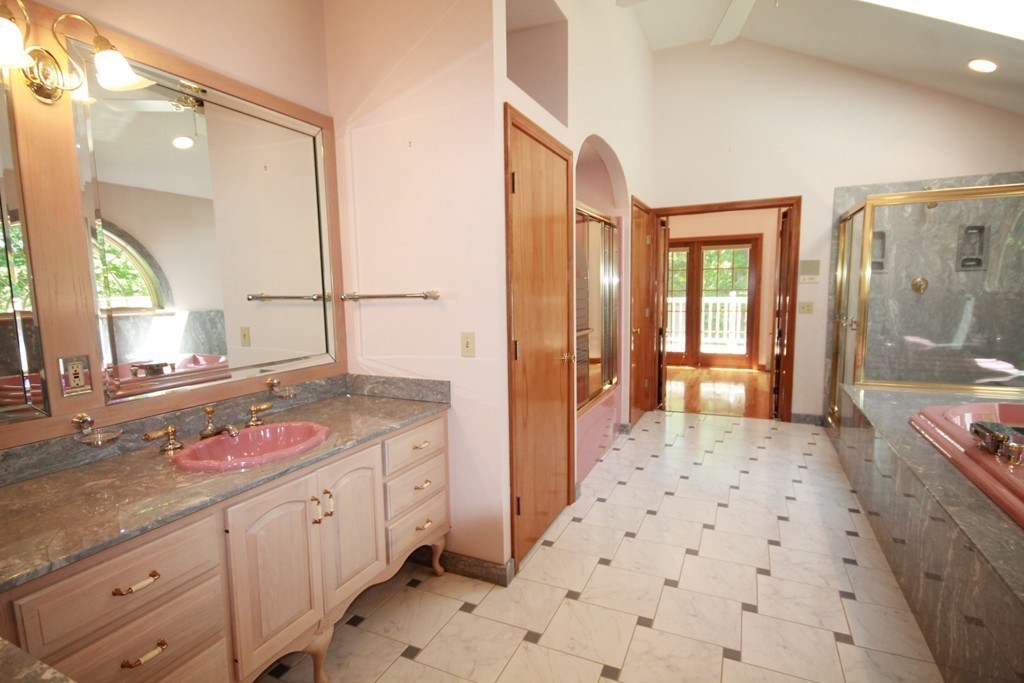 10 Upper River Road South Hadley, MA 01075 - Photo 18 of 28 Gallery Image 18