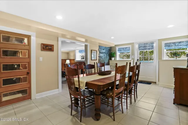 $2,795,000 | 2 Forest Avenue, Old Greenwich, CT 06870