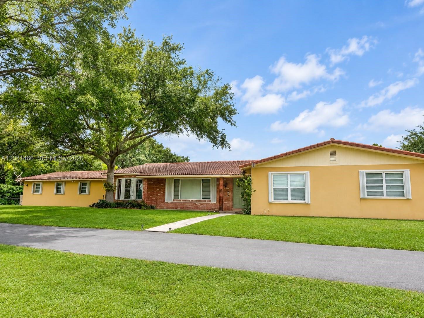 12601 Stirling Road Southwest Ranches, FL 33330 - Photo 1 of 15 Gallery Image 1