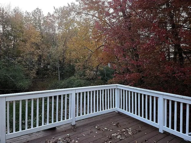 $375,000 | 6 Hilda Avenue, Derry, NH 03038