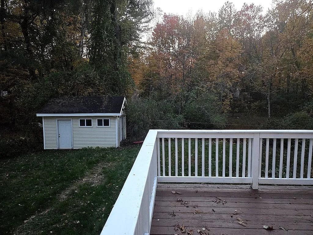 6 Hilda Avenue Derry, NH 03038 - Photo 16 of 19