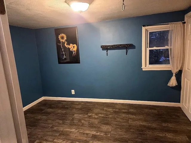 $375,000 | 6 Hilda Avenue, Derry, NH 03038