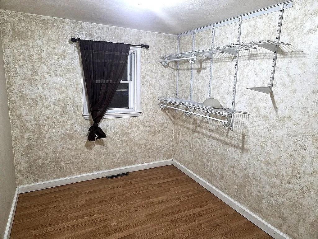 6 Hilda Avenue Derry, NH 03038 - Photo 7 of 19