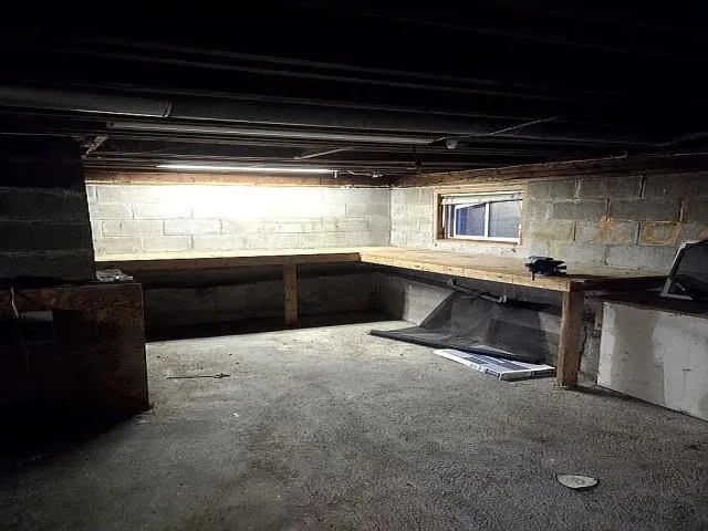 $375,000 | 6 Hilda Avenue, Derry, NH 03038