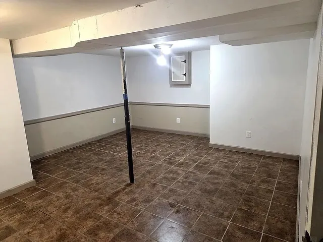 $375,000 | 6 Hilda Avenue, Derry, NH 03038