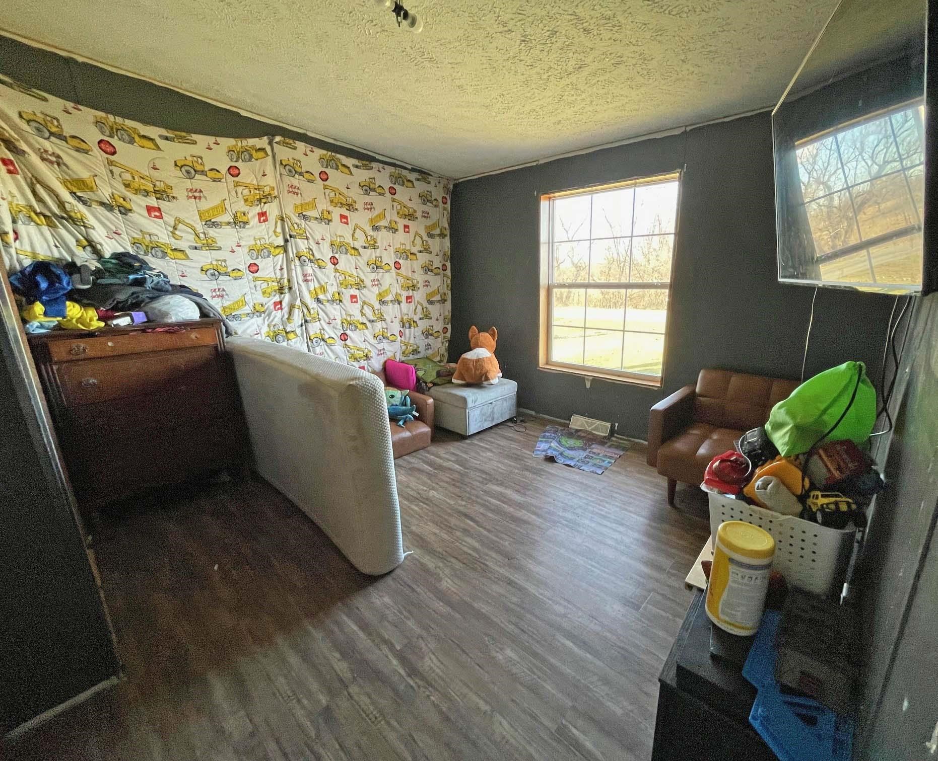 12585 Peet Road Chesaning, MI 48616 - Photo 15 of 23 50133372-ebb19bf8-3509-4abb-828e-be292094de49.JPG
