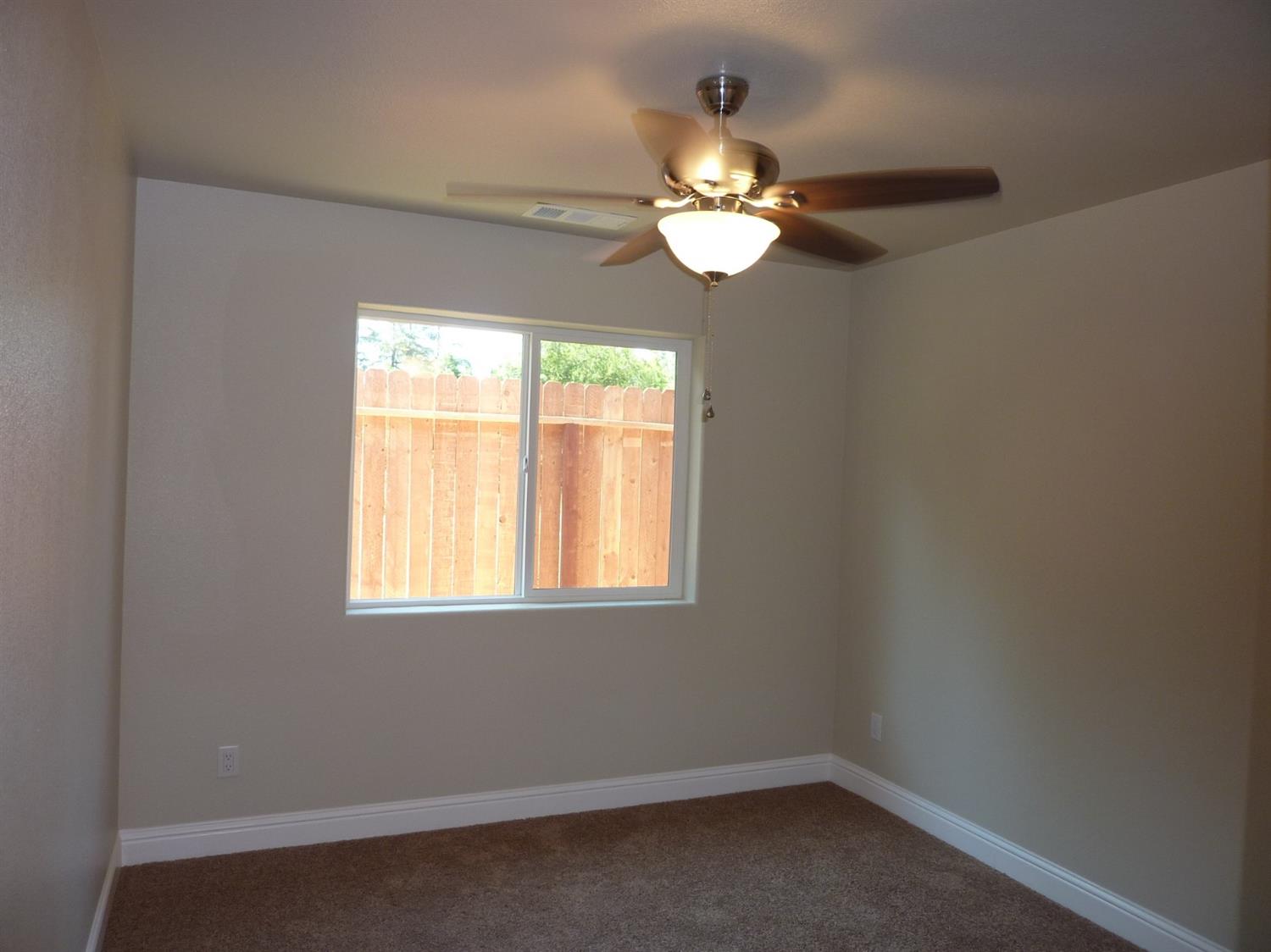 705 Riverside Drive Madera, CA 93638 - Photo 20 of 48 Gallery Image 20