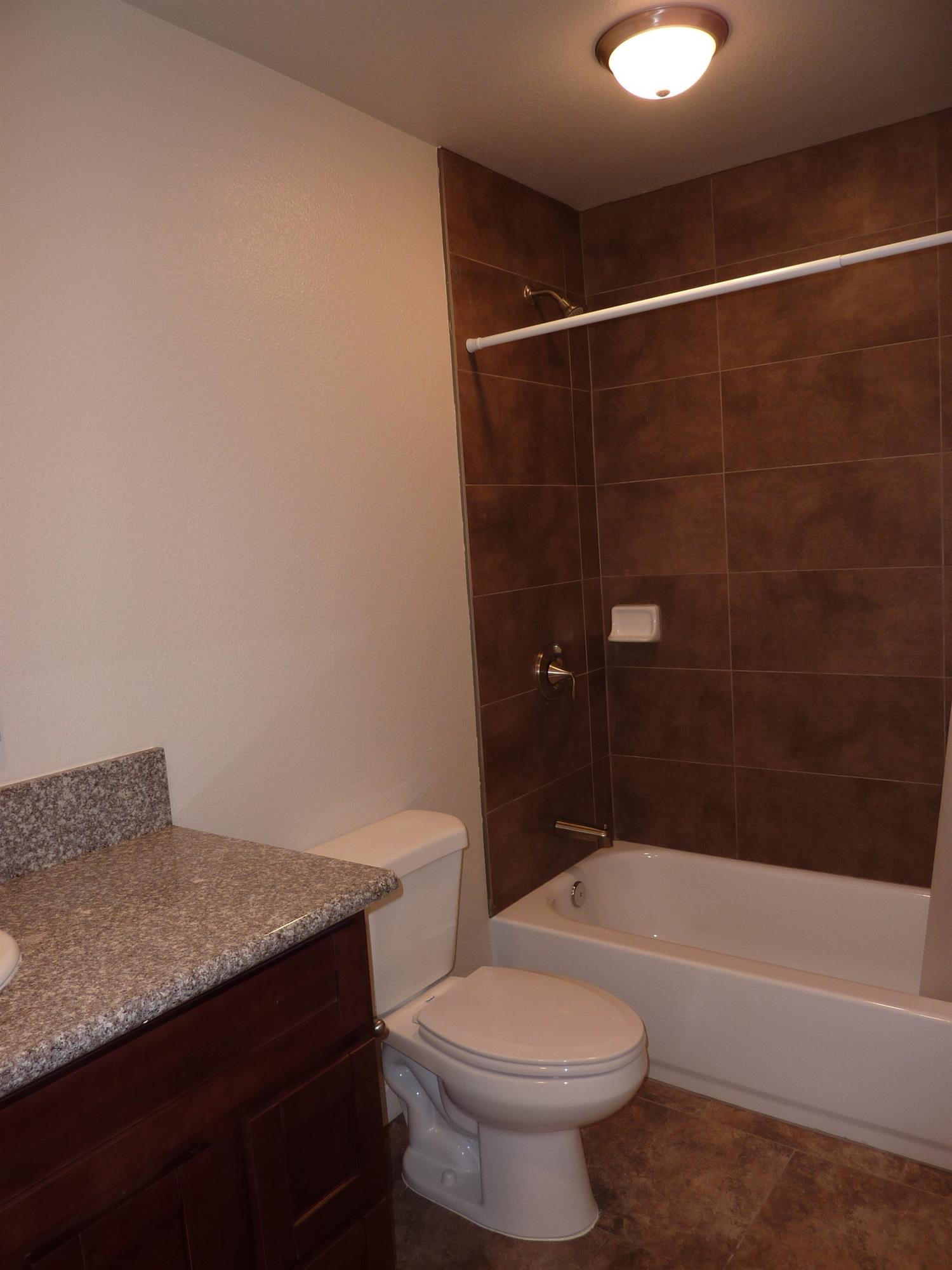 705 Riverside Drive Madera, CA 93638 - Photo 23 of 48 Gallery Image 23
