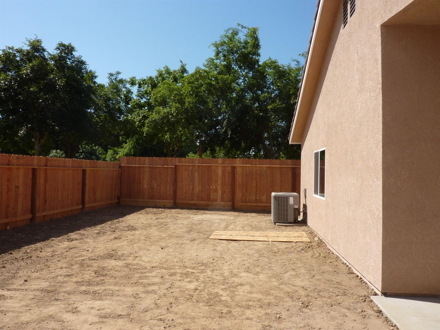 705 Riverside Drive Madera, CA 93638 - Photo 40 of 48 Gallery Image 40