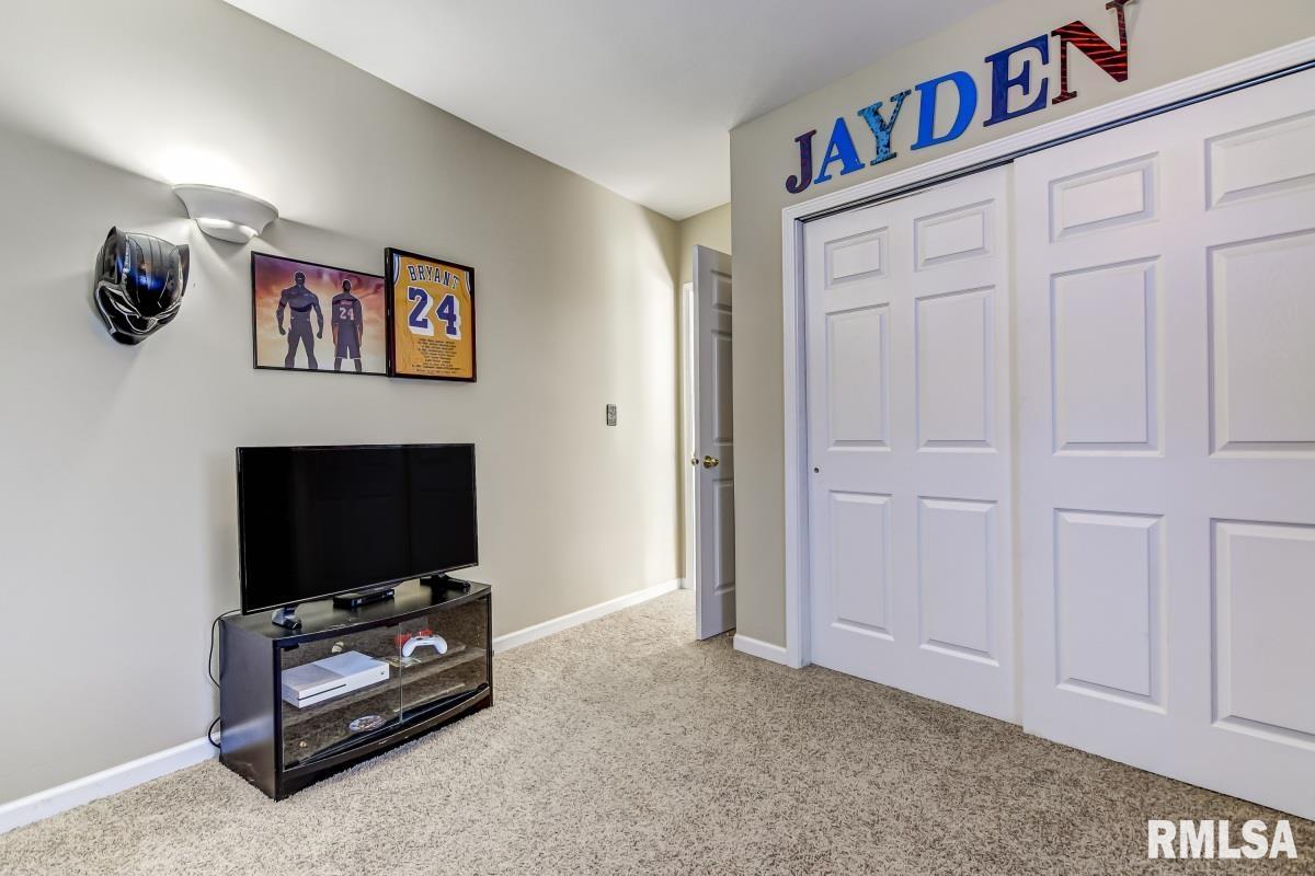 2432 Sussex Road Springfield, IL 62703 - Photo 32 of 36