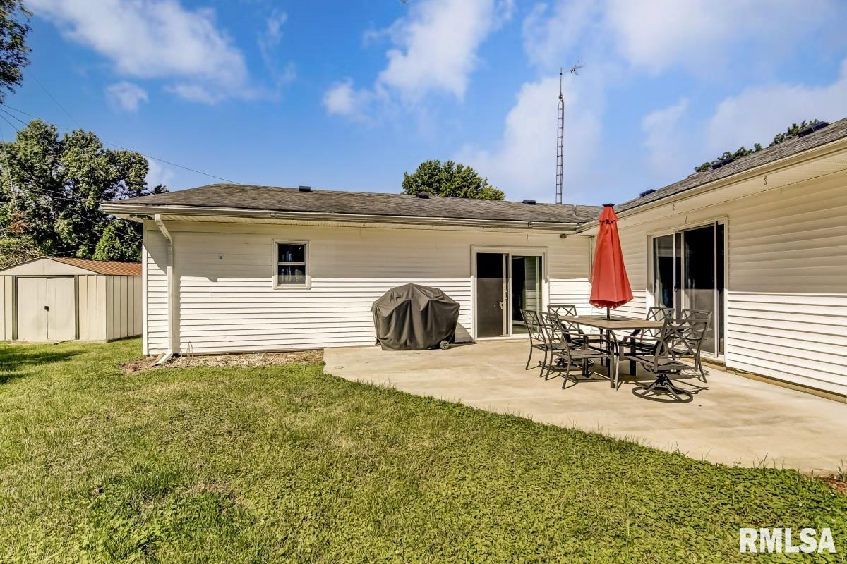 2432 Sussex Road Springfield, IL 62703 - Photo 35 of 36