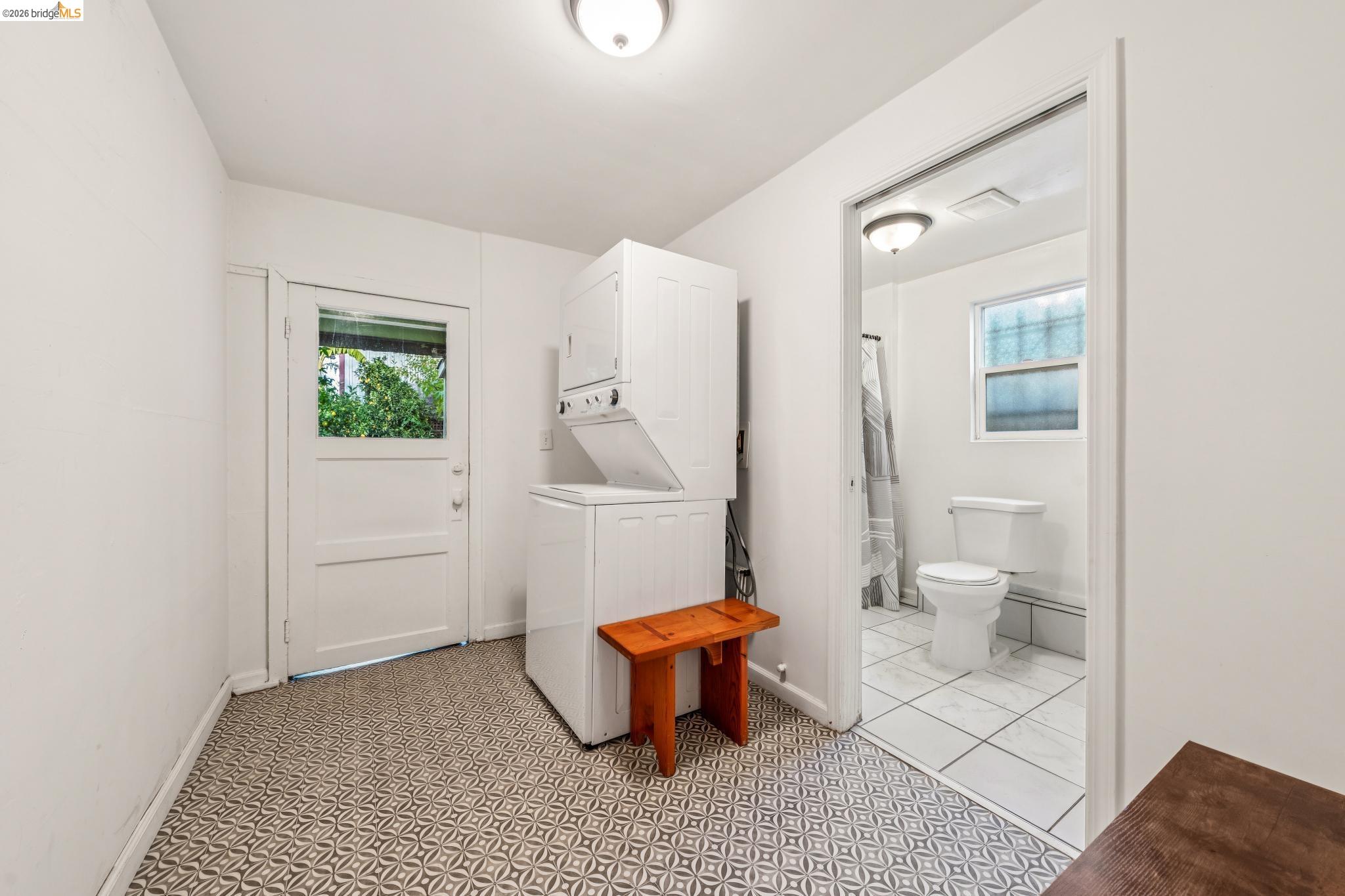 836 20th Street Oakland, CA 94607 - Photo 35 of 54 Lower