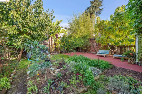 $695,000 | 836 20th Street, Oakland, CA 94607