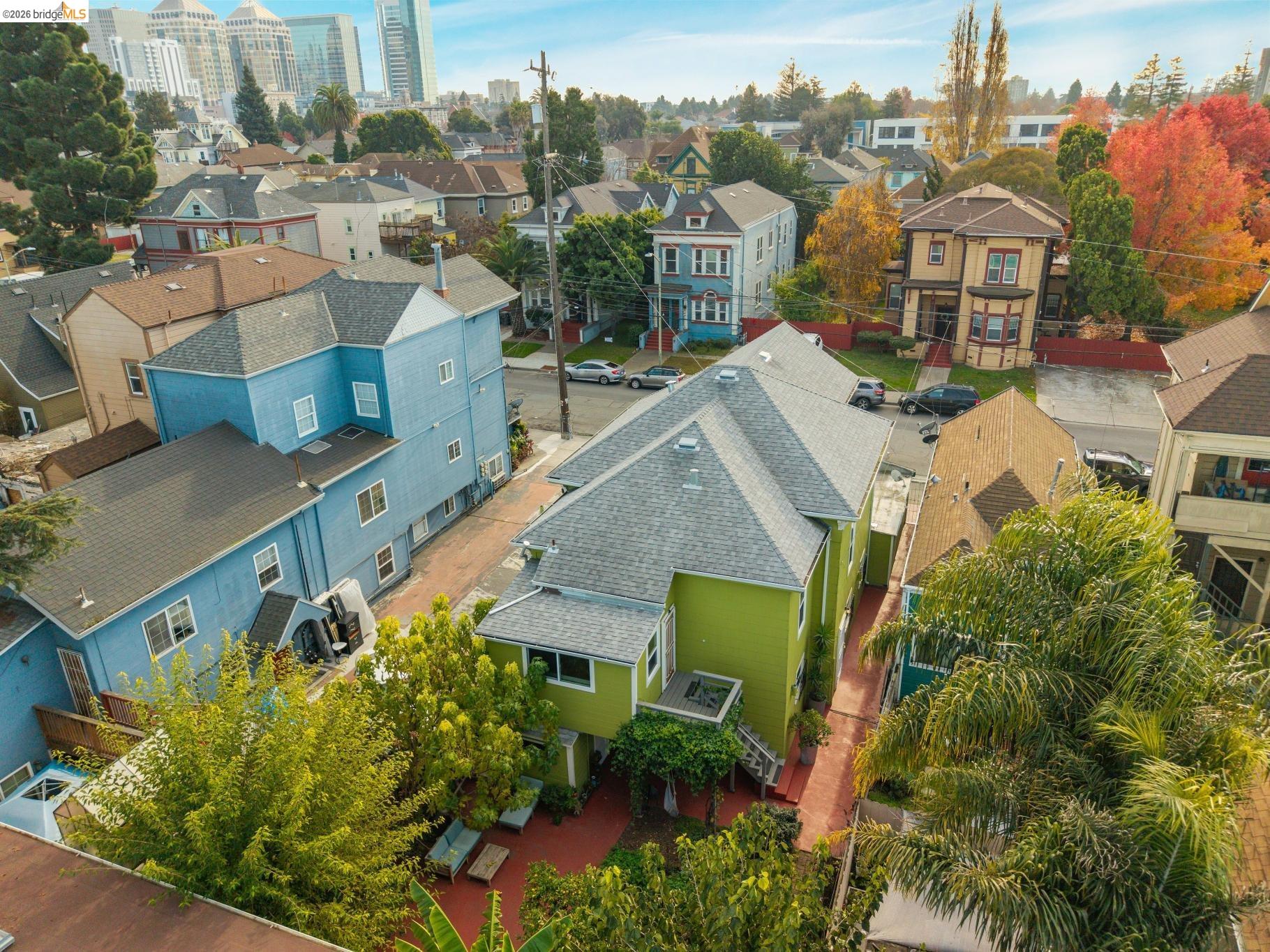 836 20th Street Oakland, CA 94607 - Photo 48 of 54 Rear of home