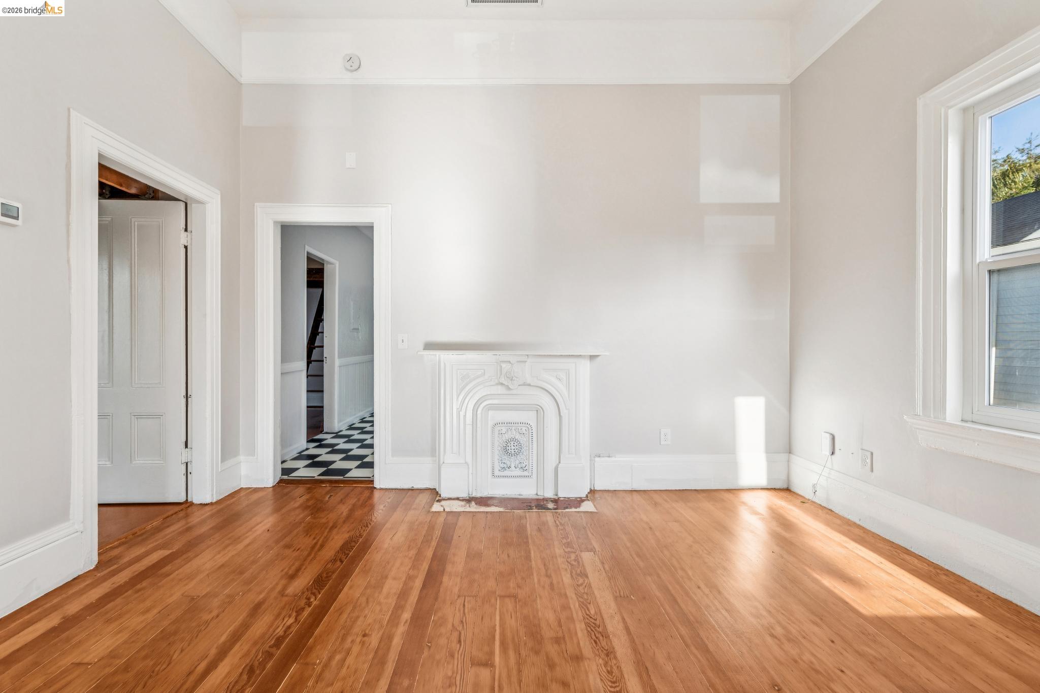 836 20th Street Oakland, CA 94607 - Photo 6 of 54