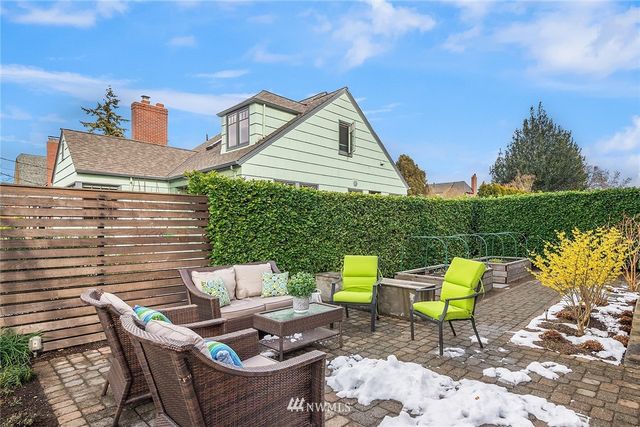 $1,730,000 | 2820 West Barrett Street, Seattle, WA 98199