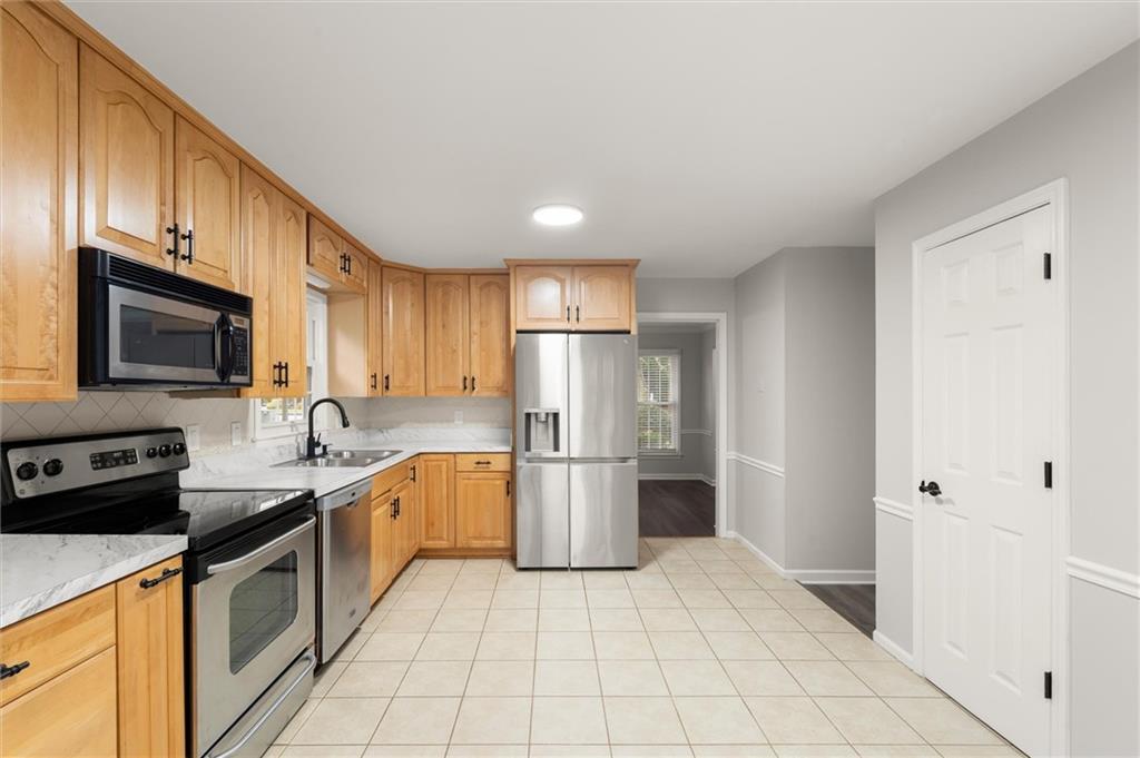 3220 Casteel Road Marietta, GA 30062 - Photo 5 of 37