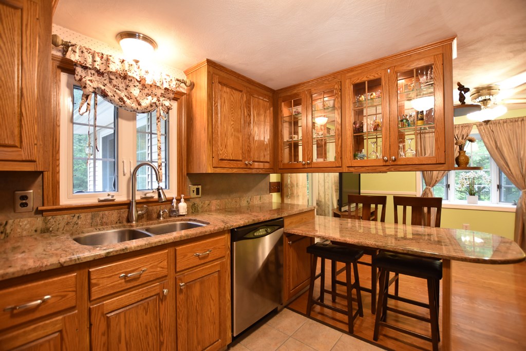 891 Whaley Hollow Road Coventry, RI 02816 - Photo 13 of 21