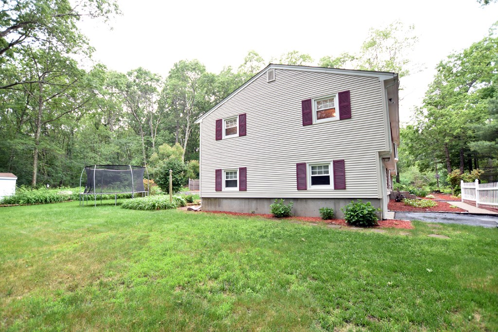 891 Whaley Hollow Road Coventry, RI 02816 - Photo 3 of 21