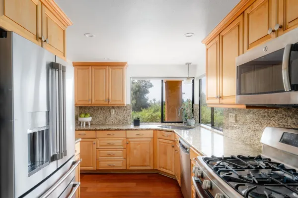 $1,835,000 | 2575 Caminito Muirfield, San Diego, CA 92037