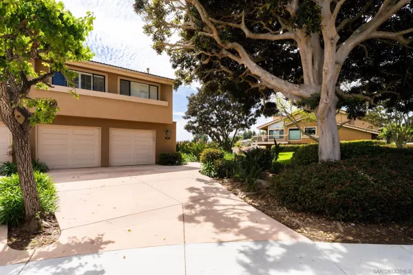 $1,835,000 | 2575 Caminito Muirfield, San Diego, CA 92037