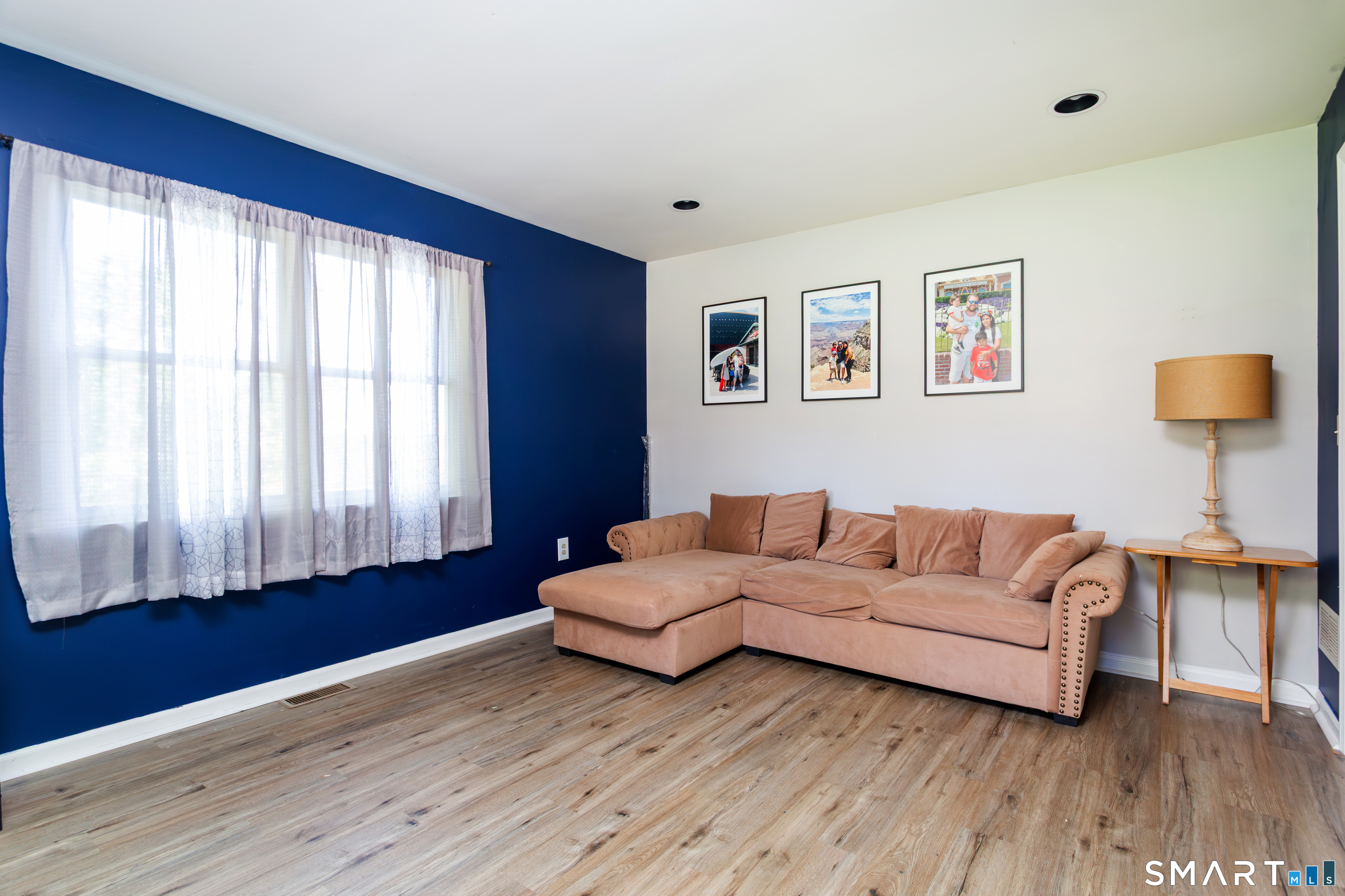829 Scofieldtown Road Stamford, CT 06903 - Photo 17 of 34