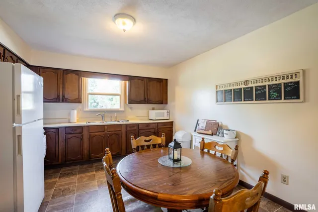 $99,000 | 806 South Jackson Street, West Frankfort, IL 62896