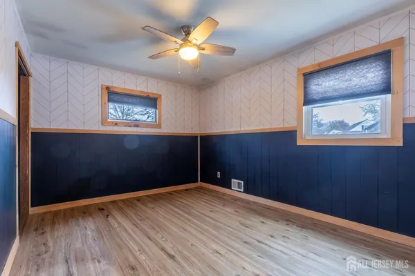 $3,500 | 339 Middle Road, Hazlet, NJ 07730
