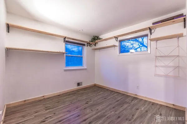 $3,500 | 339 Middle Road, Hazlet, NJ 07730