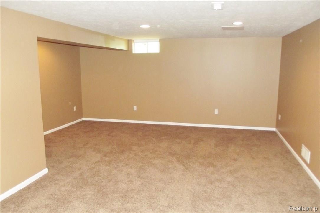 5802 Stow Road Fowlerville, MI 48836 - Photo 5 of 7 DSCF6982.JPG