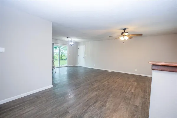 $181,500 | 2411 Grand Lane, Independence, KS 67301