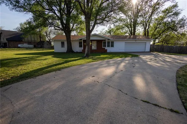 $181,500 | 2411 Grand Lane, Independence, KS 67301