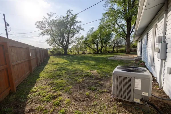 $181,500 | 2411 Grand Lane, Independence, KS 67301