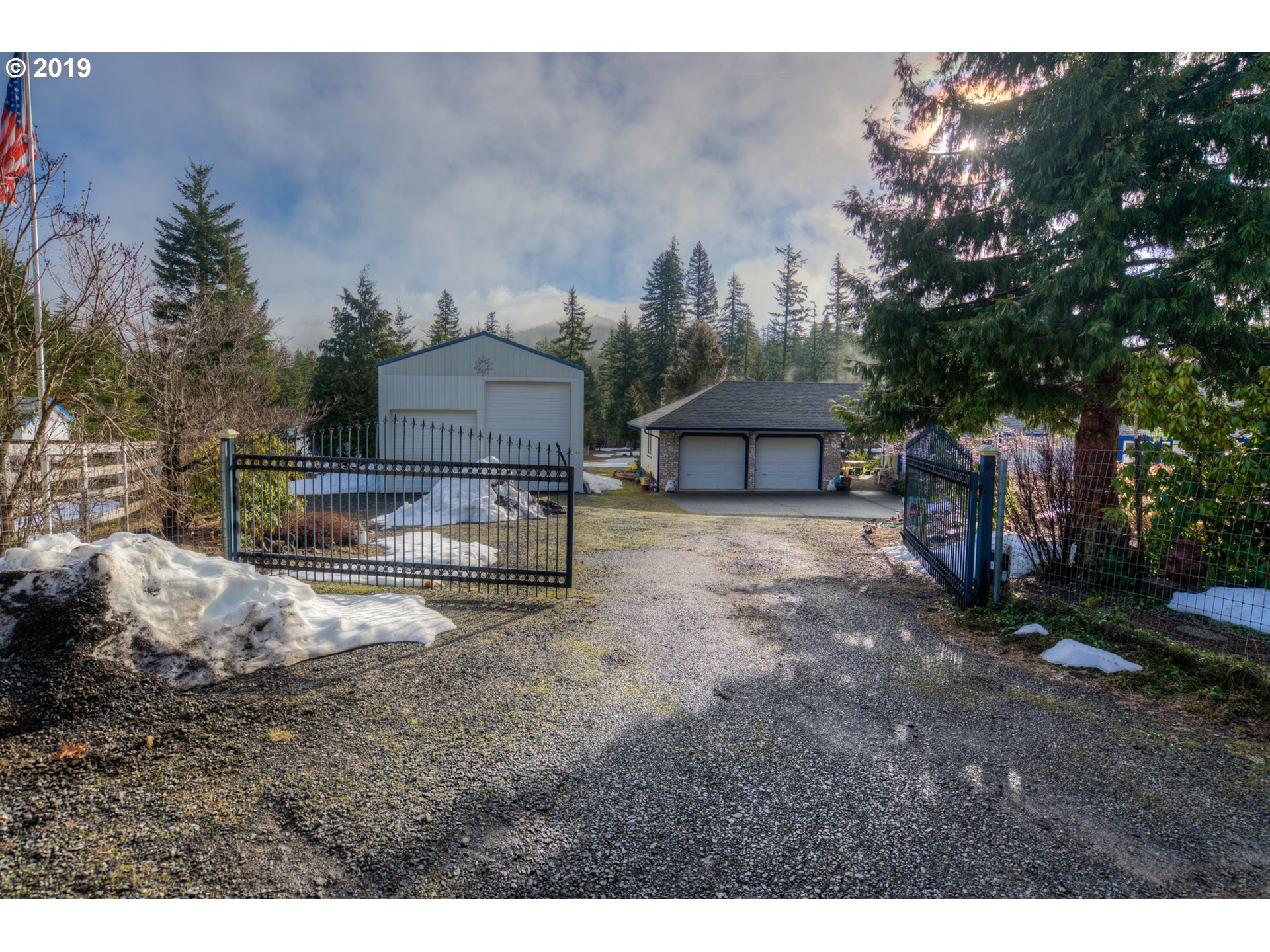 82 Meadow Crest Road Carson, WA 98610 - Photo 2 of 30 Gallery Image 2